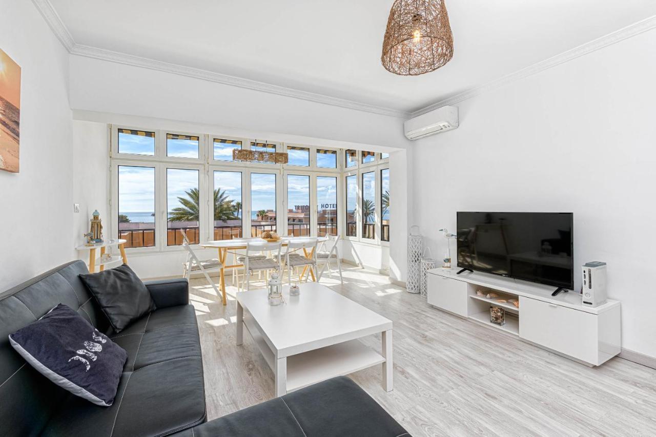 Benalmadena, Frente A La Playa Y Puerto Marina Apartment Bagian luar foto